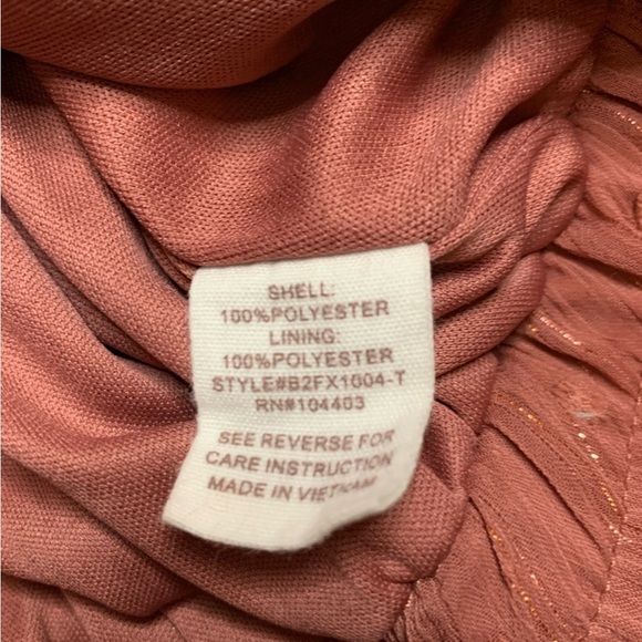 By the River Women Cropped on/off shoulder Top Size Medium Tencil - Picture 8 of 8